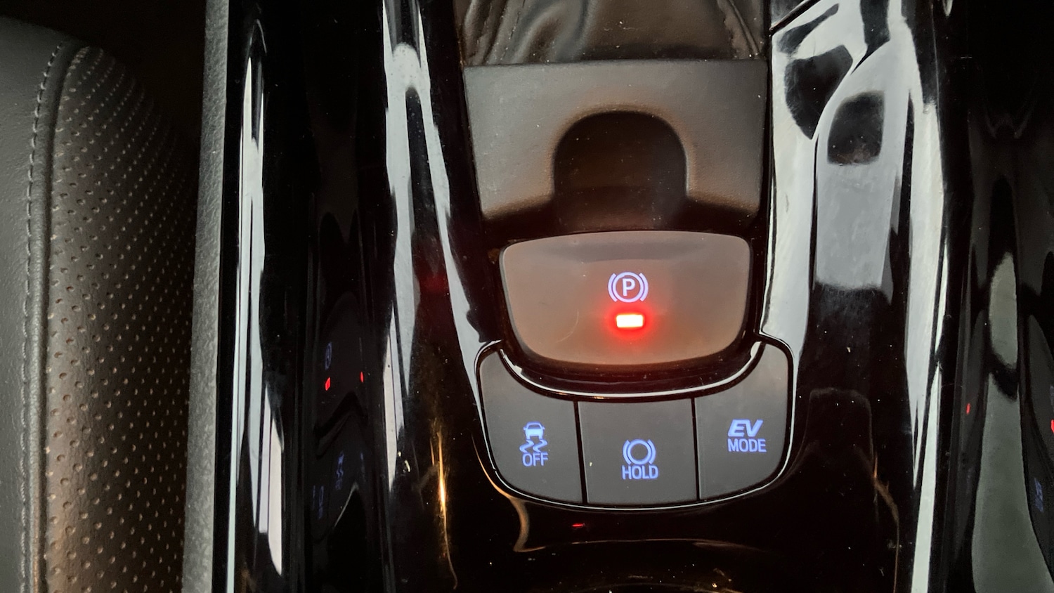 Used Toyota C-HR 2020 for sale - 76859650: Photo 35