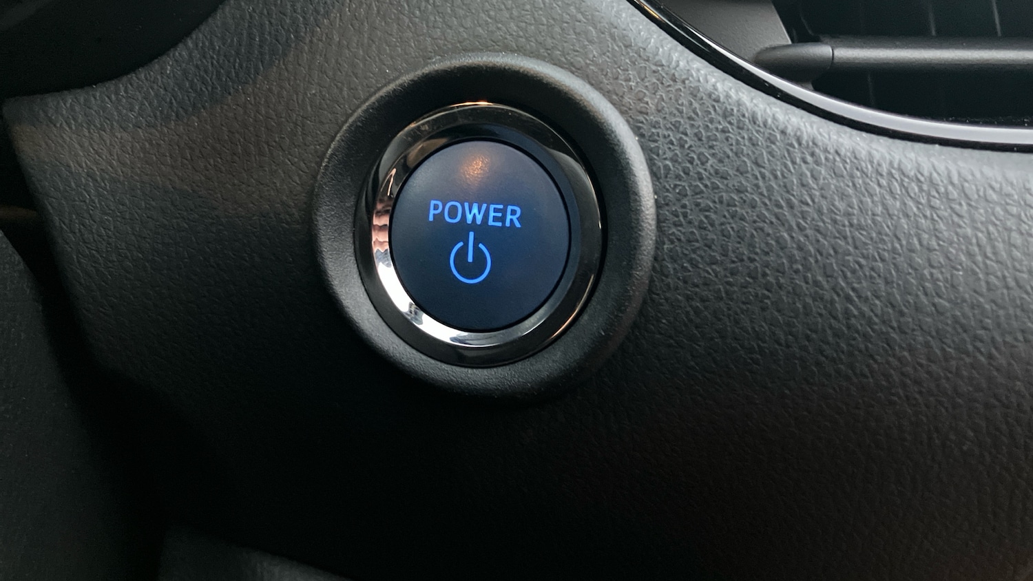 Used Toyota C-HR 2020 for sale - 76859650: Photo 41