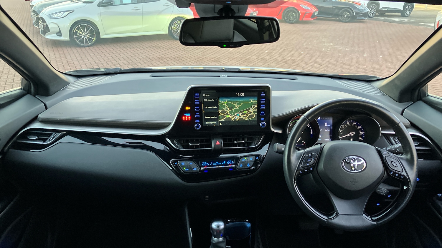 Used Toyota C-HR 2020 for sale - 76859650: Photo 5