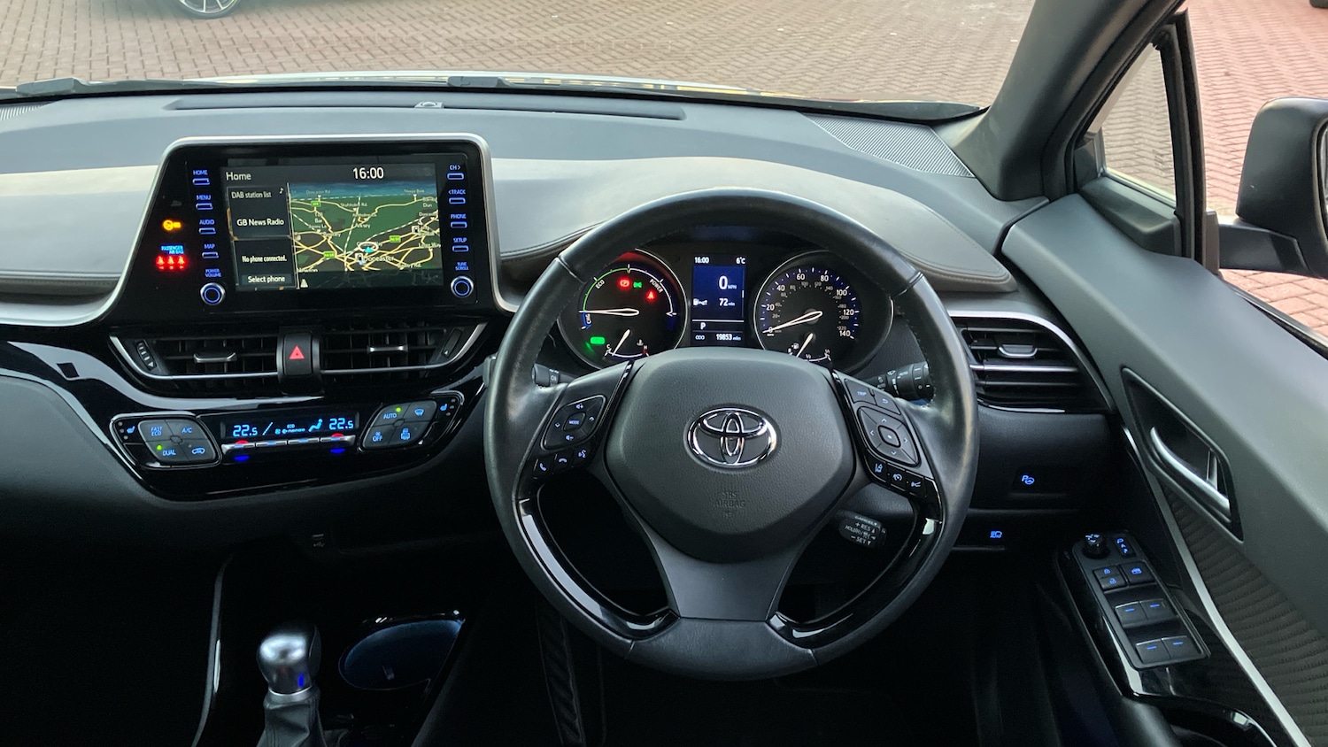 Used Toyota C-HR 2020 for sale - 76859650: Photo 6