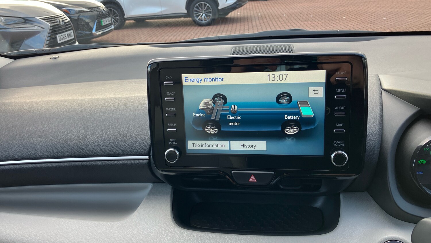 Used Toyota Yaris 2022 for sale - 77901419: Photo 24