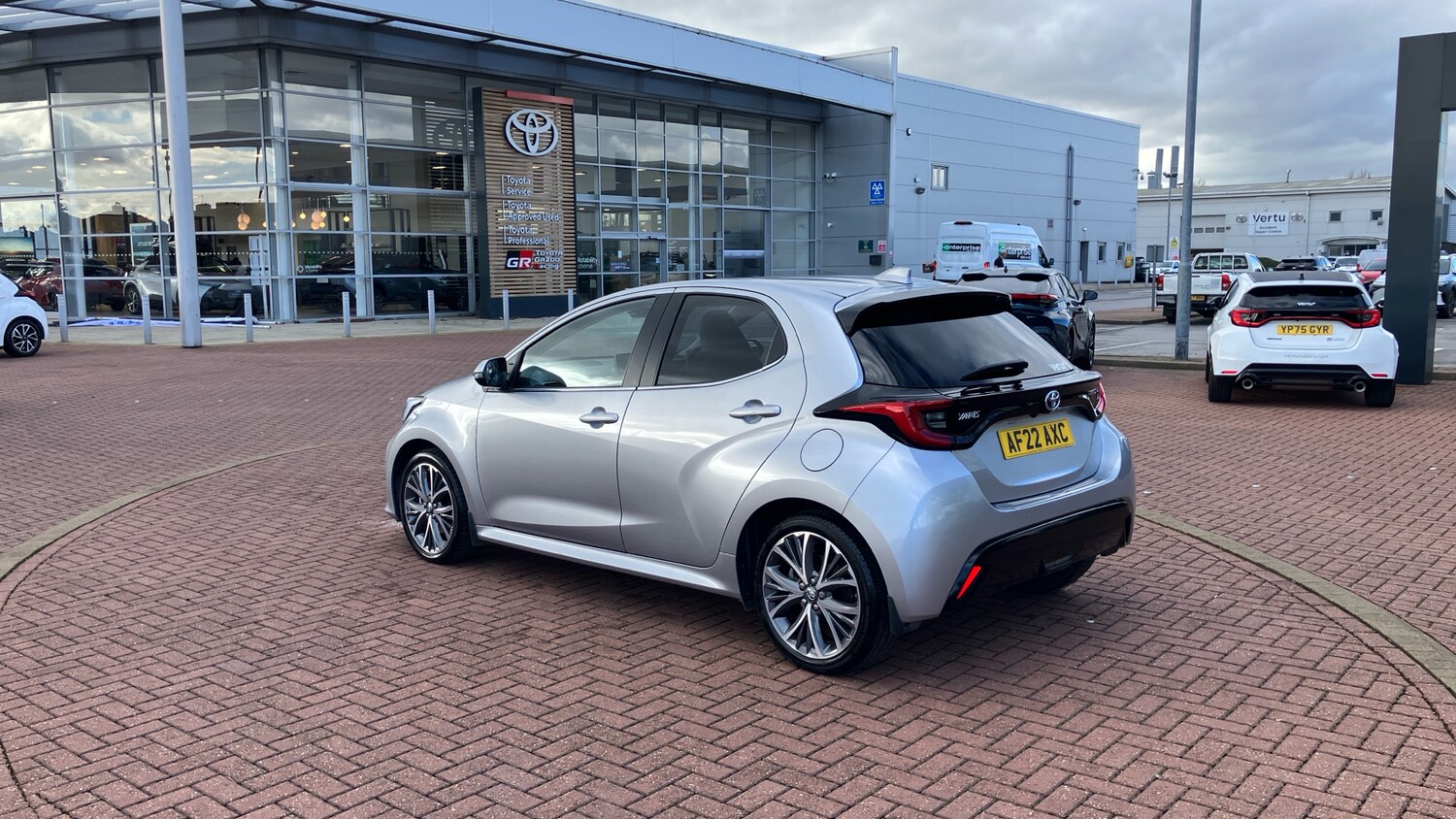 Used Toyota Yaris 2022 for sale - 77901419: Photo 29