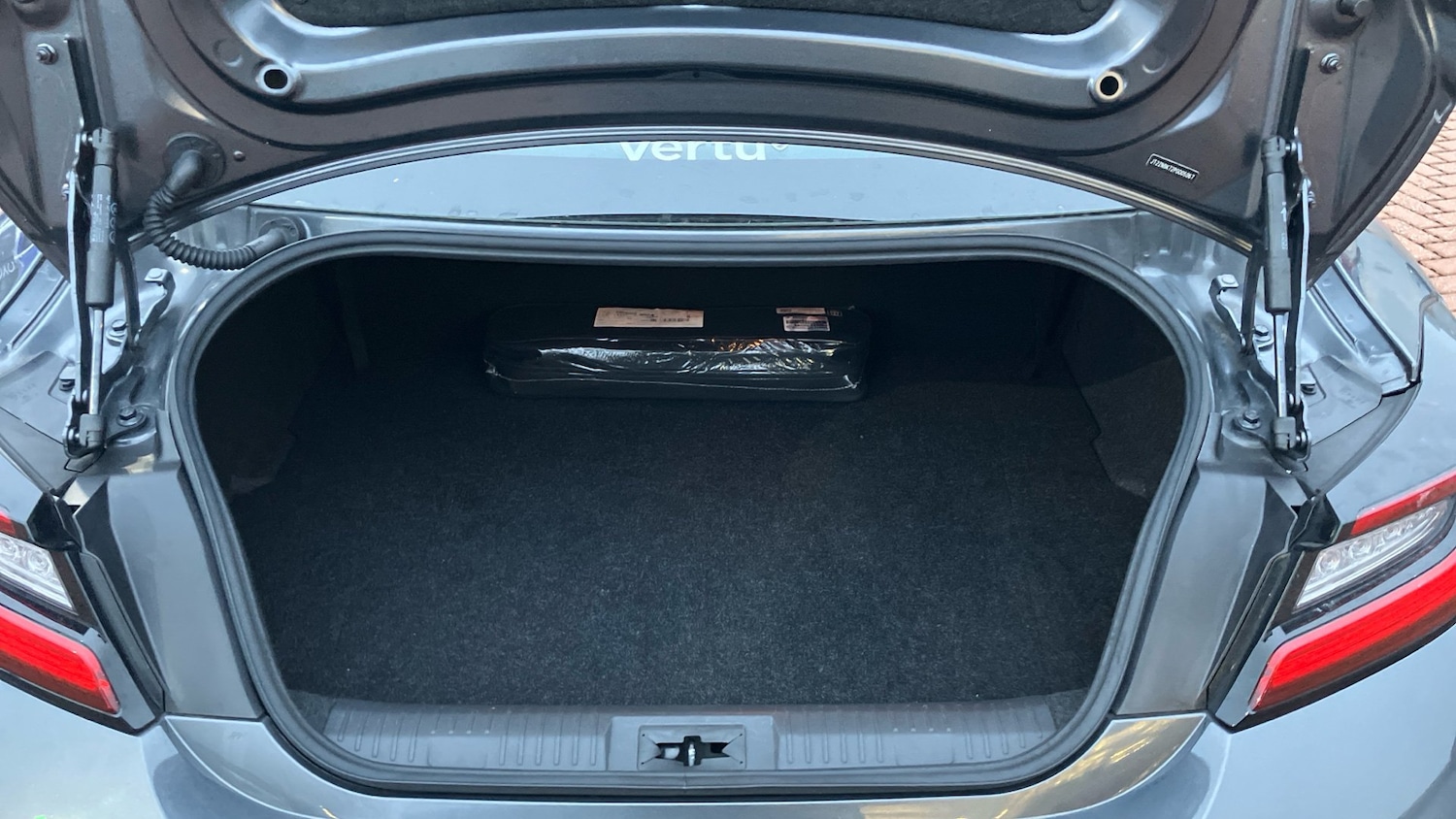 Used Toyota GR86 2023 for sale - 77220699: Photo 14