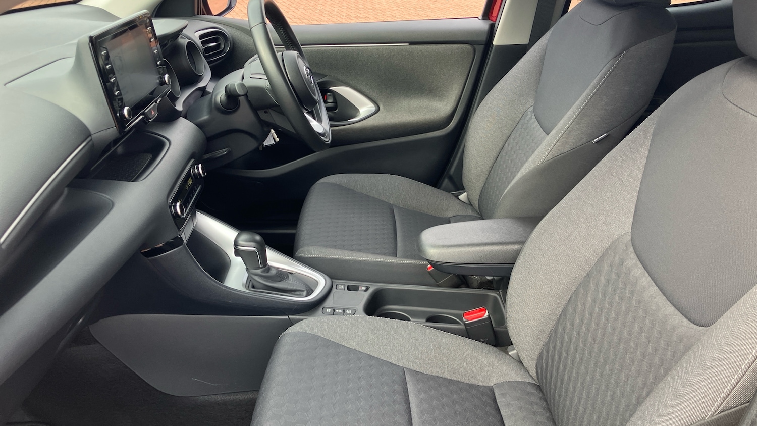 Used Toyota Yaris 2020 for sale - 76157685: Photo 10