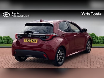 Used Toyota Yaris 2020 for sale - 76157685: Photo 2
