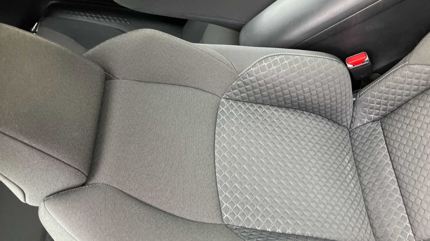 Used Toyota C-HR 2023 for sale - 78107257: Photo 14