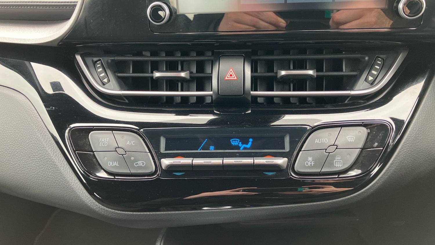 Used Toyota C-HR 2023 for sale - 78107257: Photo 31