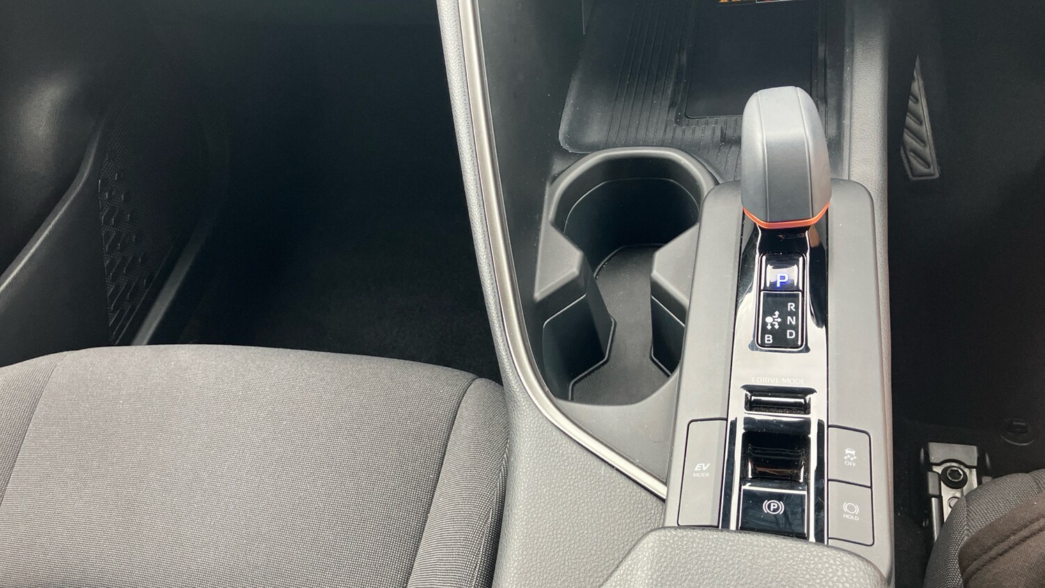 Used Toyota C-HR 2025 for sale - 76206568: Photo 43