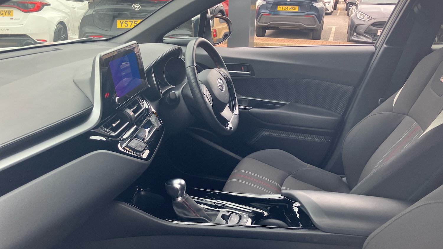 Used Toyota C-HR 2023 for sale - 77830427: Photo 10