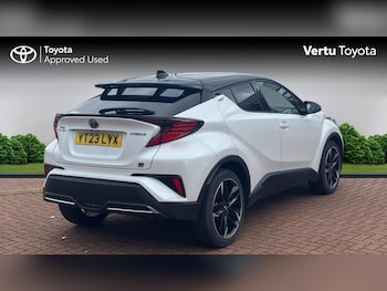 Used Toyota C-HR 2023 for sale - 77830427: Photo