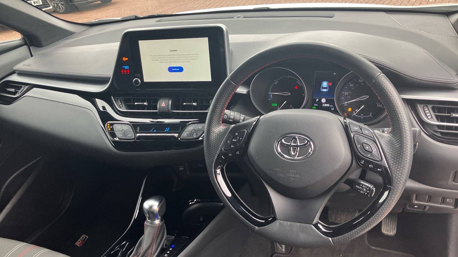 Used Toyota C-HR 2023 for sale - 77830427: Photo 5