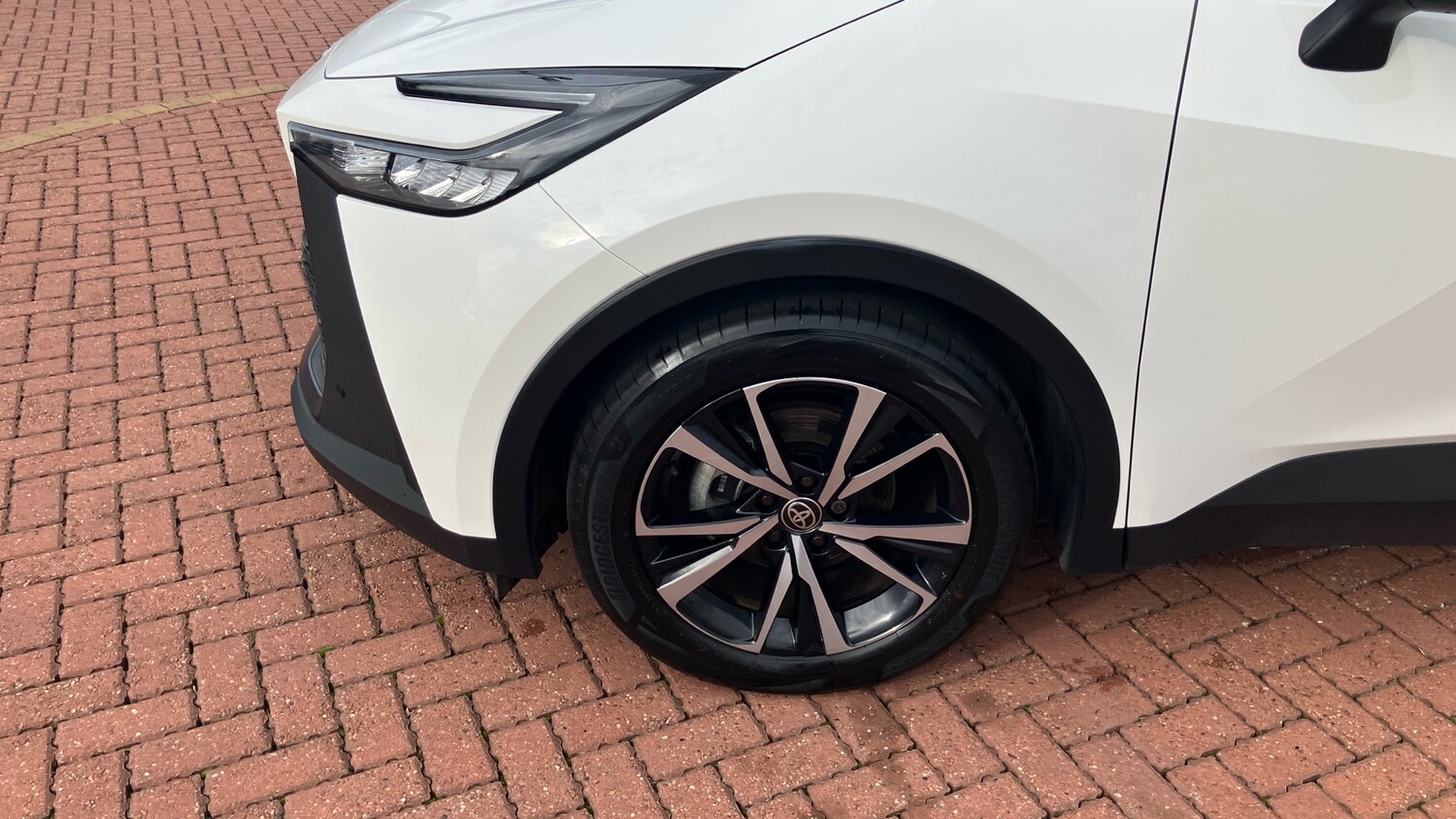 Used Toyota C-HR 2024 for sale - 76207696: Photo 36