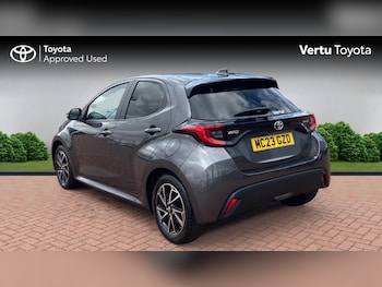 Used Toyota Yaris 2023 for sale - 79357402: Photo