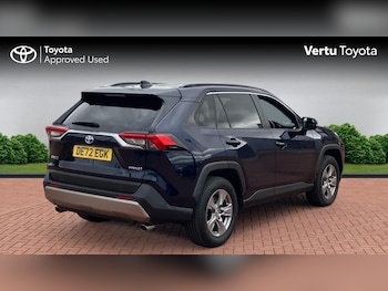 Used Toyota RAV4 2022 for sale - 76230811: Photo 2