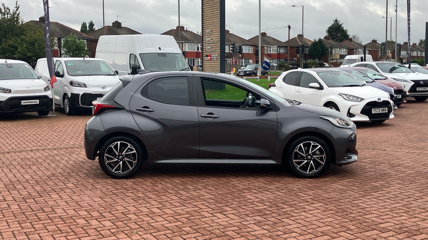 Used Toyota Yaris 2022 for sale - 76129327: Photo 16