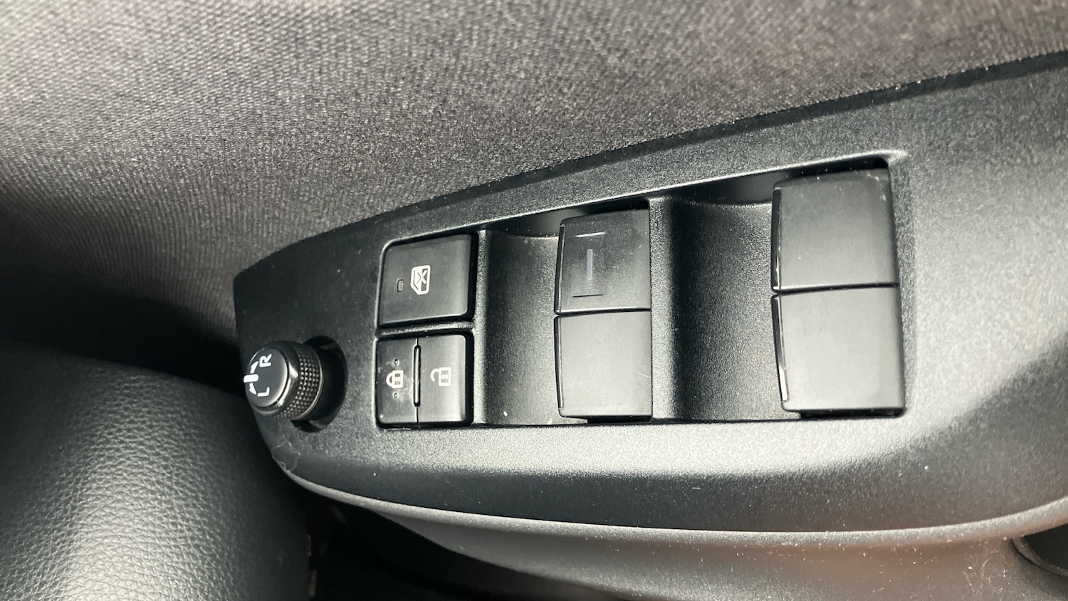 Used Toyota Yaris 2022 for sale - 76129327: Photo 37