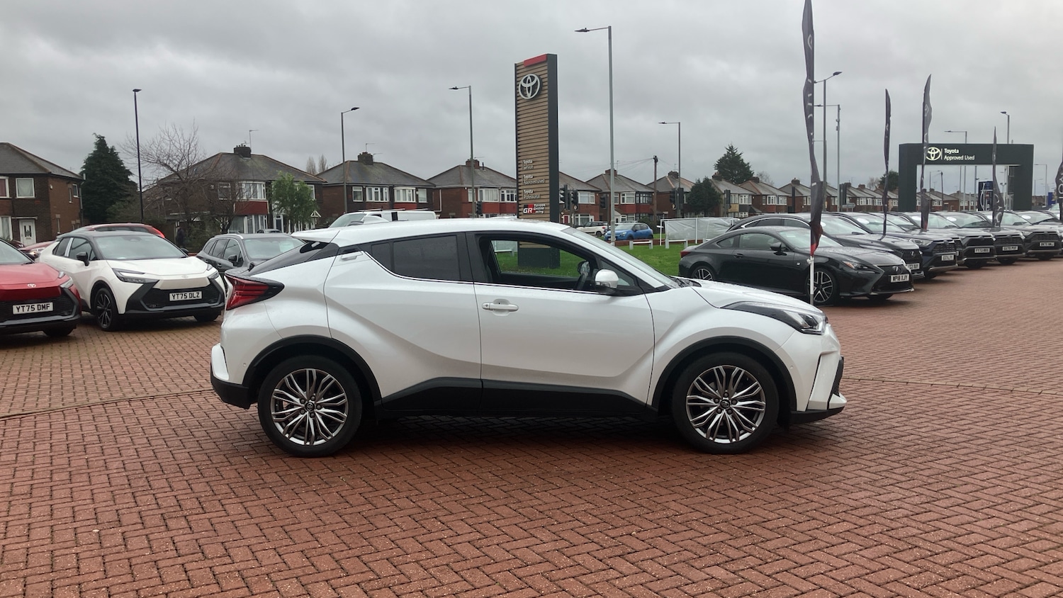 Used Toyota C-HR 2023 for sale - 76859655: Photo 16