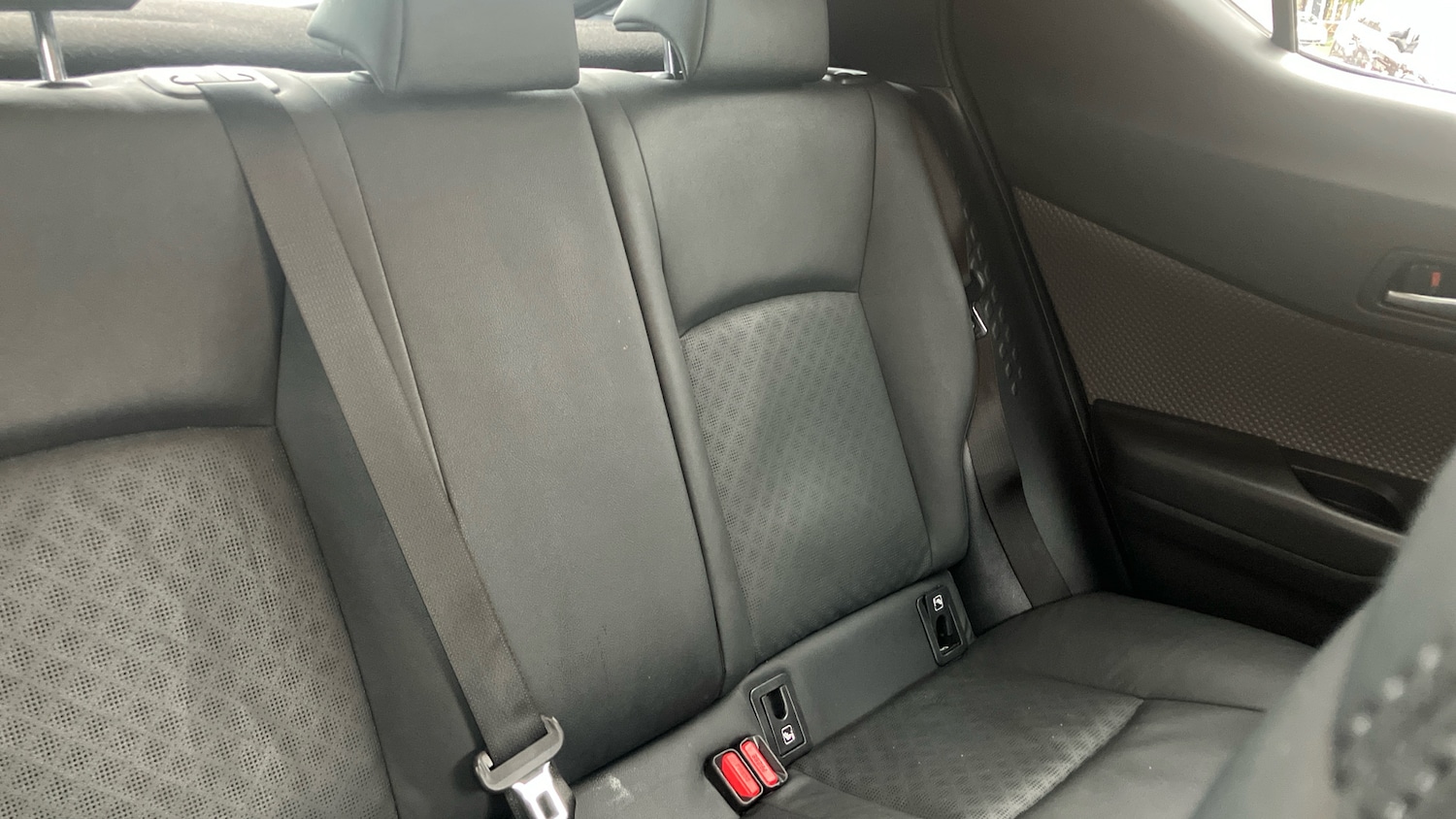 Used Toyota C-HR 2023 for sale - 76859655: Photo 20