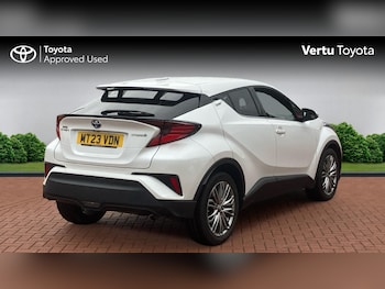 Used Toyota C-HR 2023 for sale - 76859655: Photo