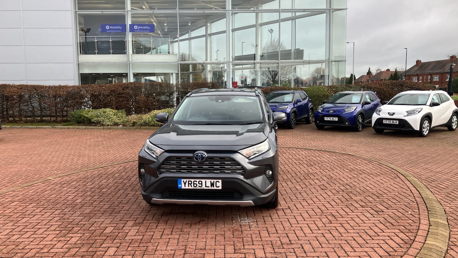 Used Toyota RAV4 2019 for sale - 76652217: Photo 35