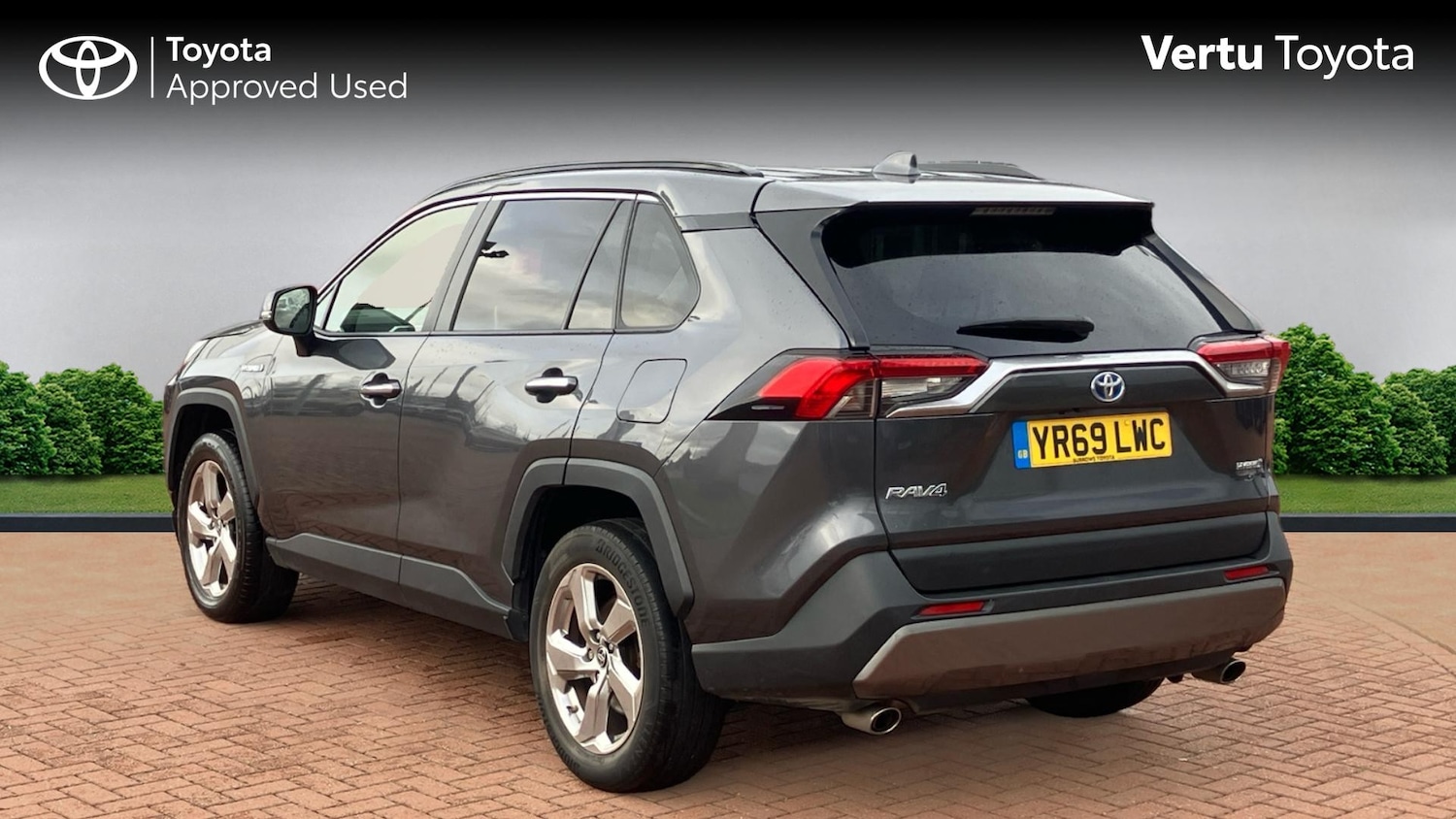 Used Toyota RAV4 2019 for sale - 76652217: Photo 4
