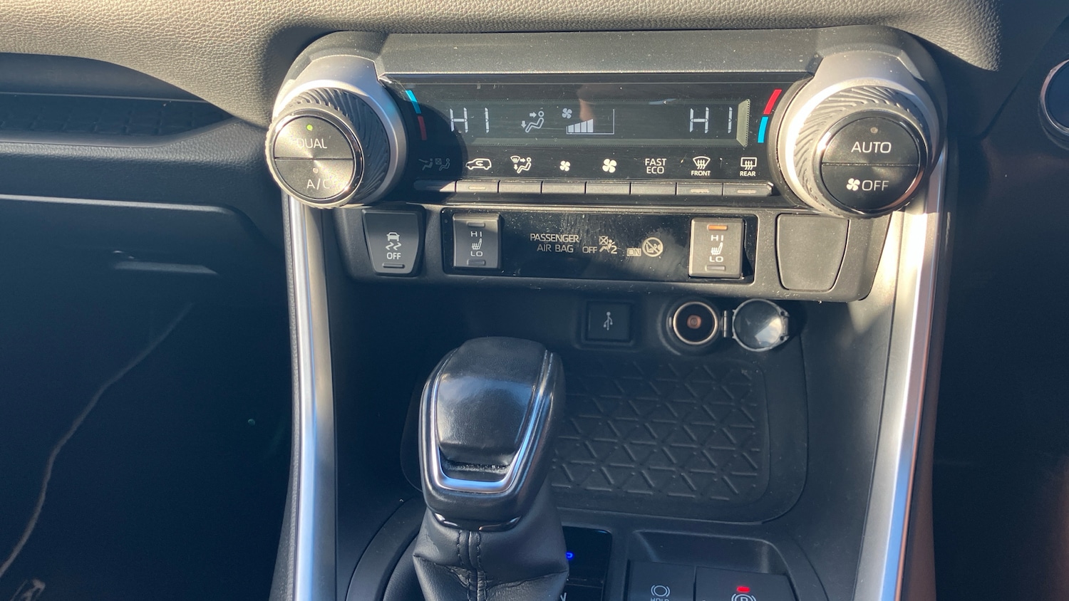 Used Toyota RAV4 2021 for sale - 76391666: Photo 39