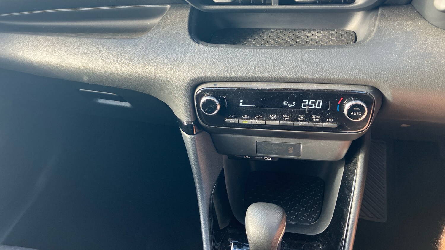 Used Toyota Yaris 2025 for sale - 76346803: Photo 40