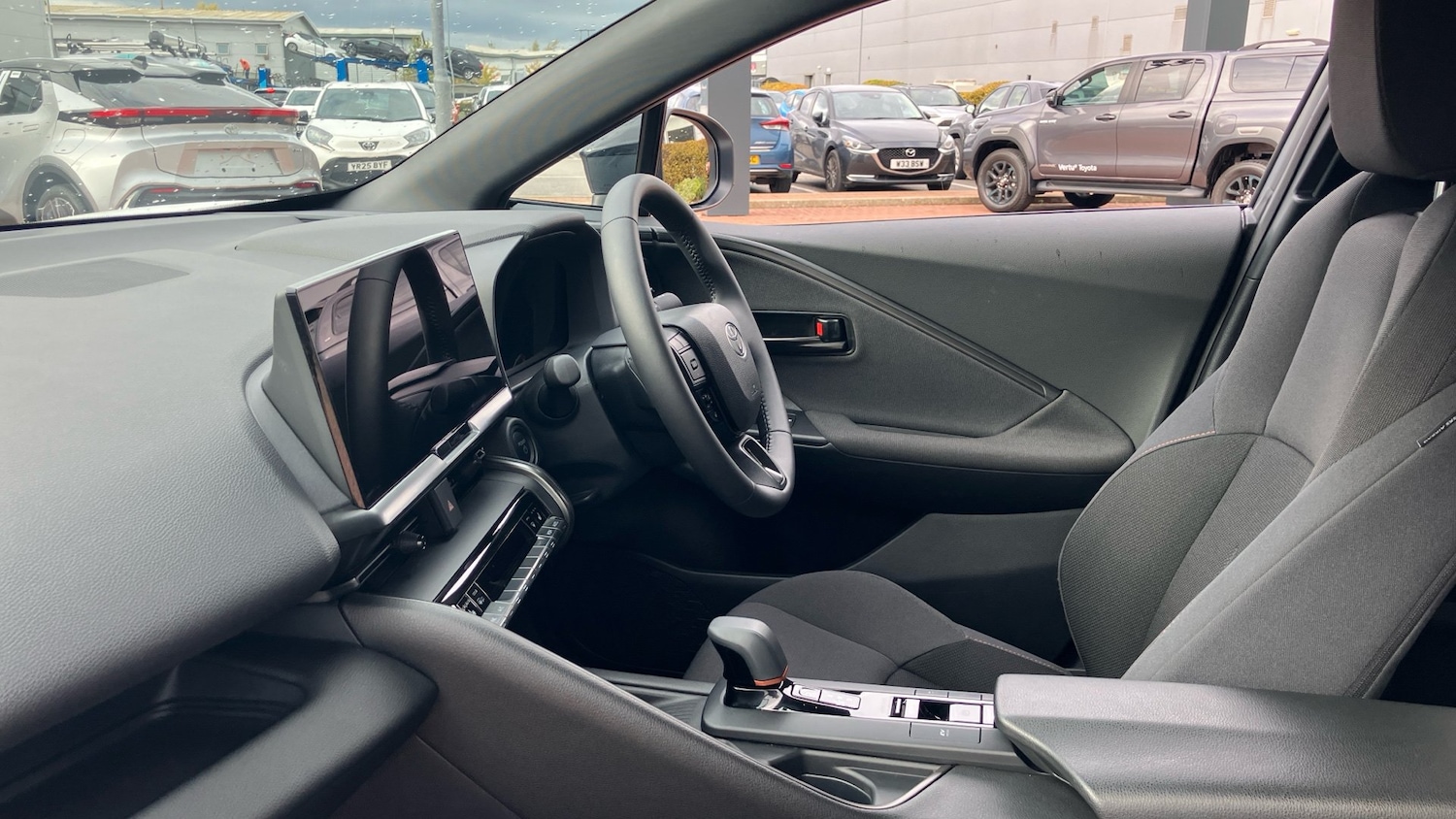 Used Toyota C-HR 2024 for sale - 77195673: Photo 10