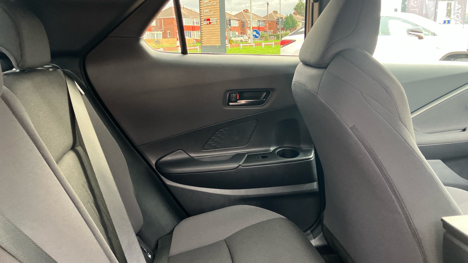 Used Toyota C-HR 2024 for sale - 77195673: Photo 12