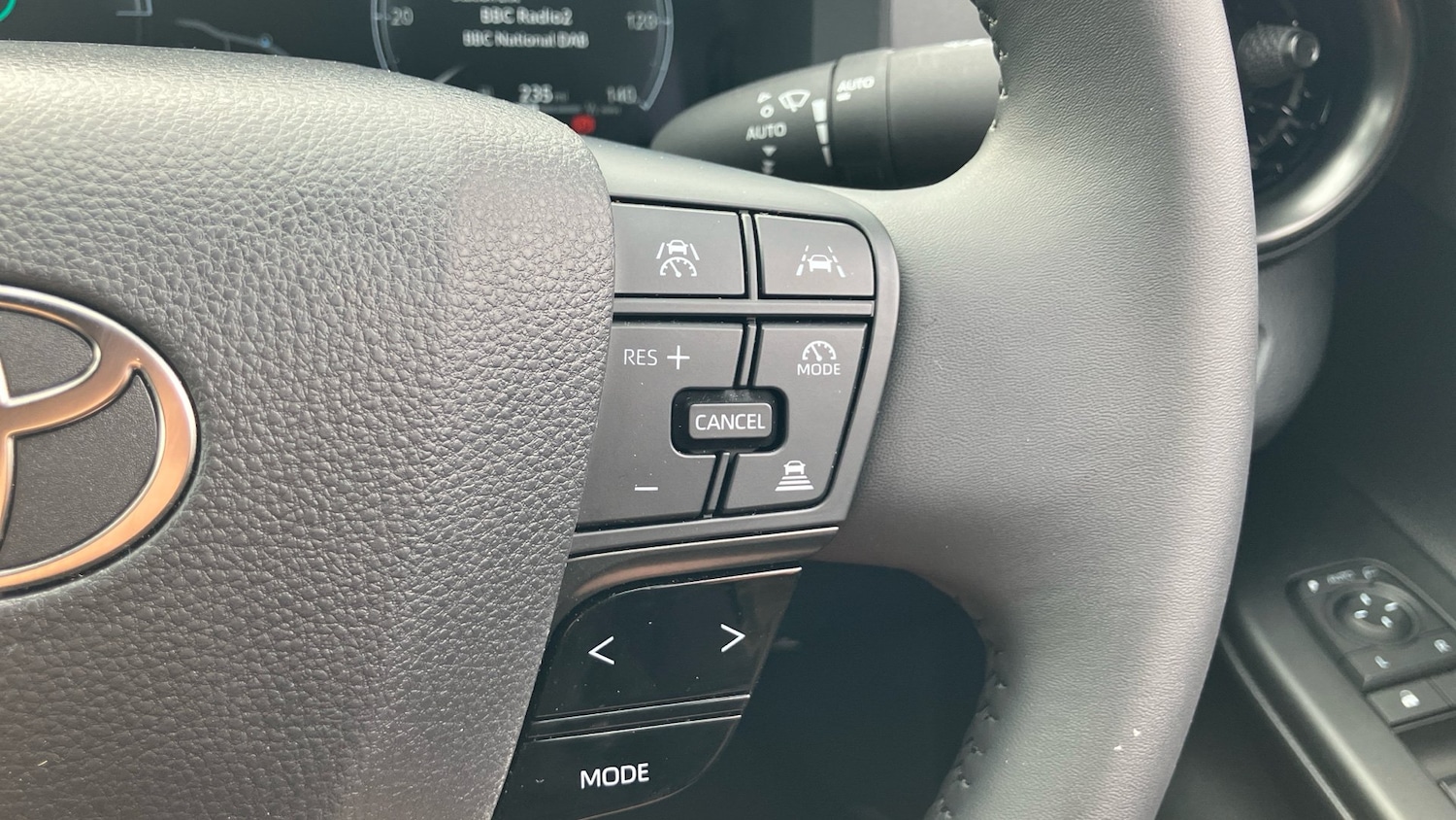 Used Toyota C-HR 2024 for sale - 77195673: Photo 40