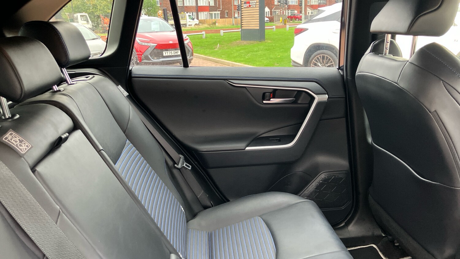 Used Toyota RAV4 2021 for sale - 76243522: Photo 12