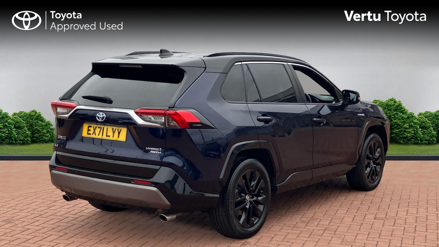 Used Toyota RAV4 2021 for sale - 76243522: Photo 2