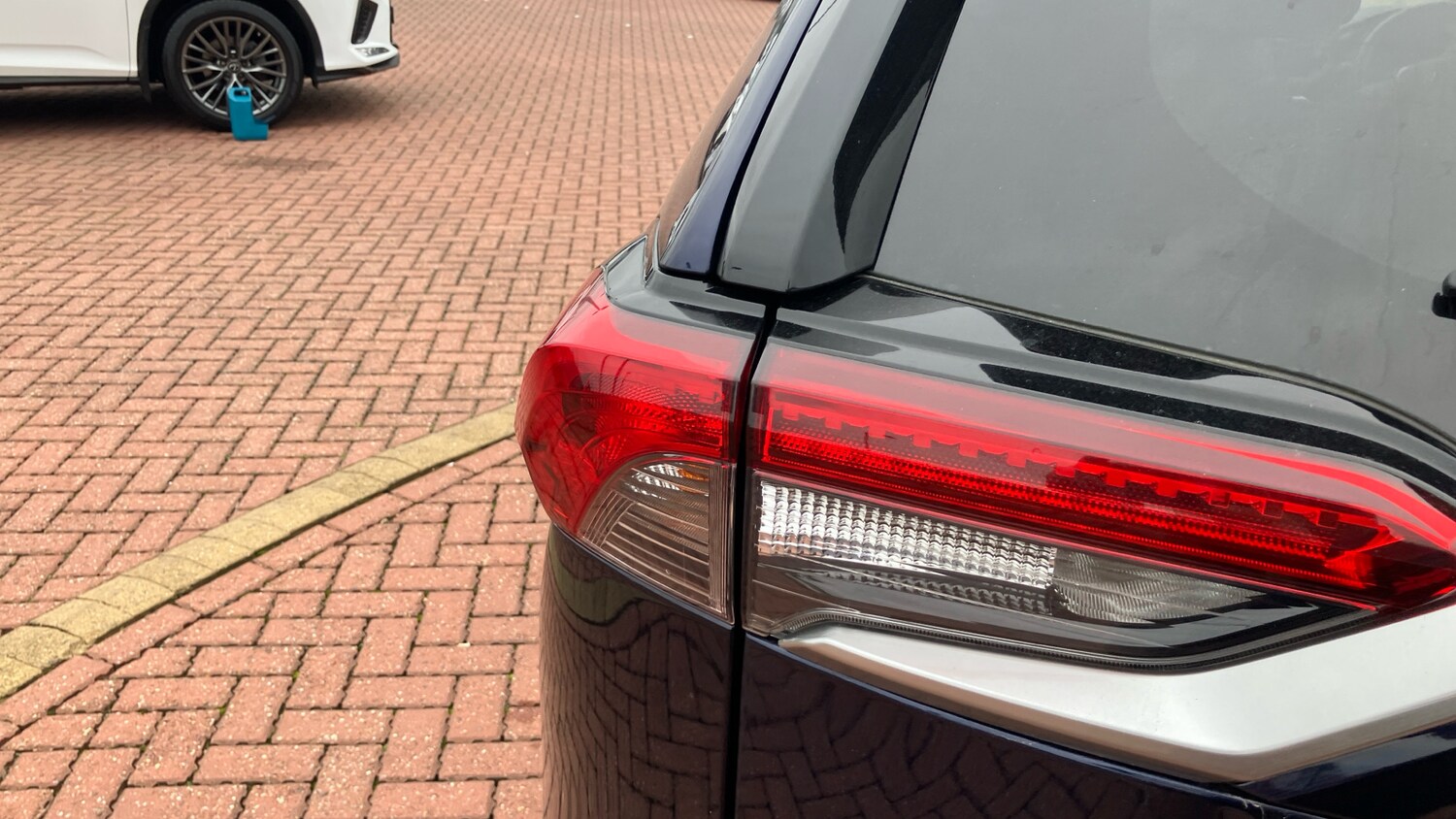 Used Toyota RAV4 2021 for sale - 76243522: Photo 21