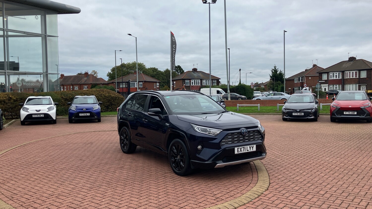 Used Toyota RAV4 2021 for sale - 76243522: Photo 32