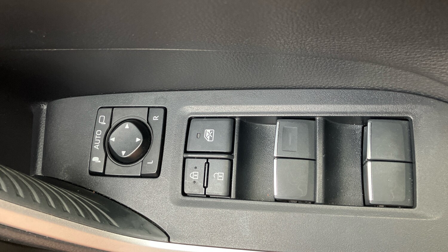 Used Toyota RAV4 2021 for sale - 76243522: Photo 42