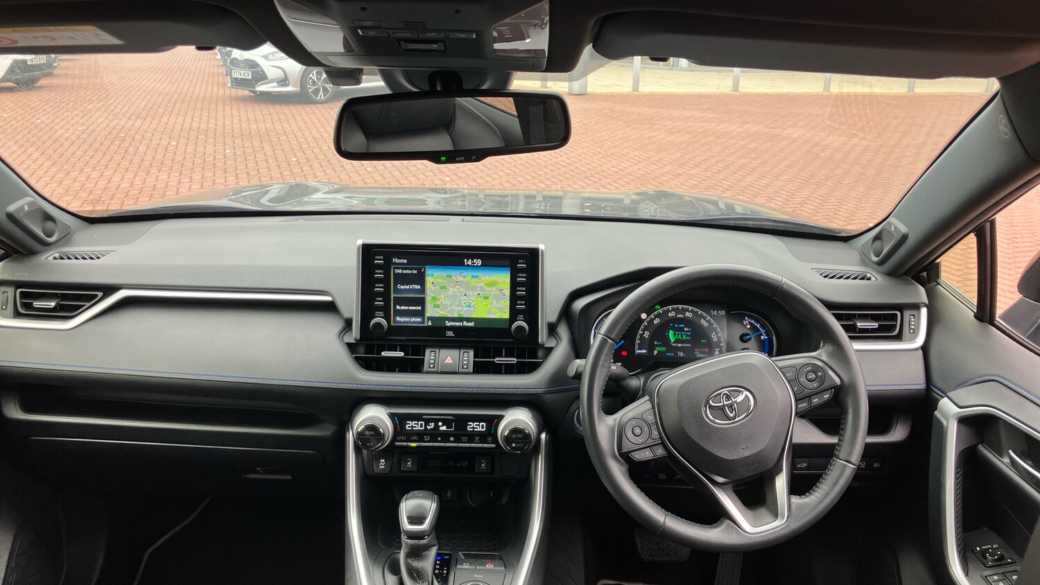 Used Toyota RAV4 2021 for sale - 76243522: Photo 5