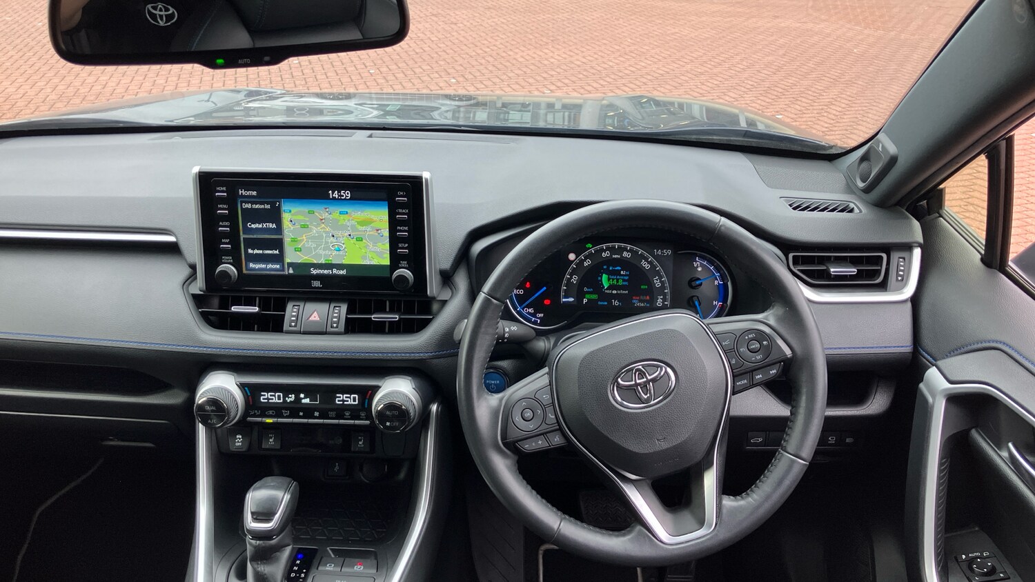 Used Toyota RAV4 2021 for sale - 76243522: Photo 6