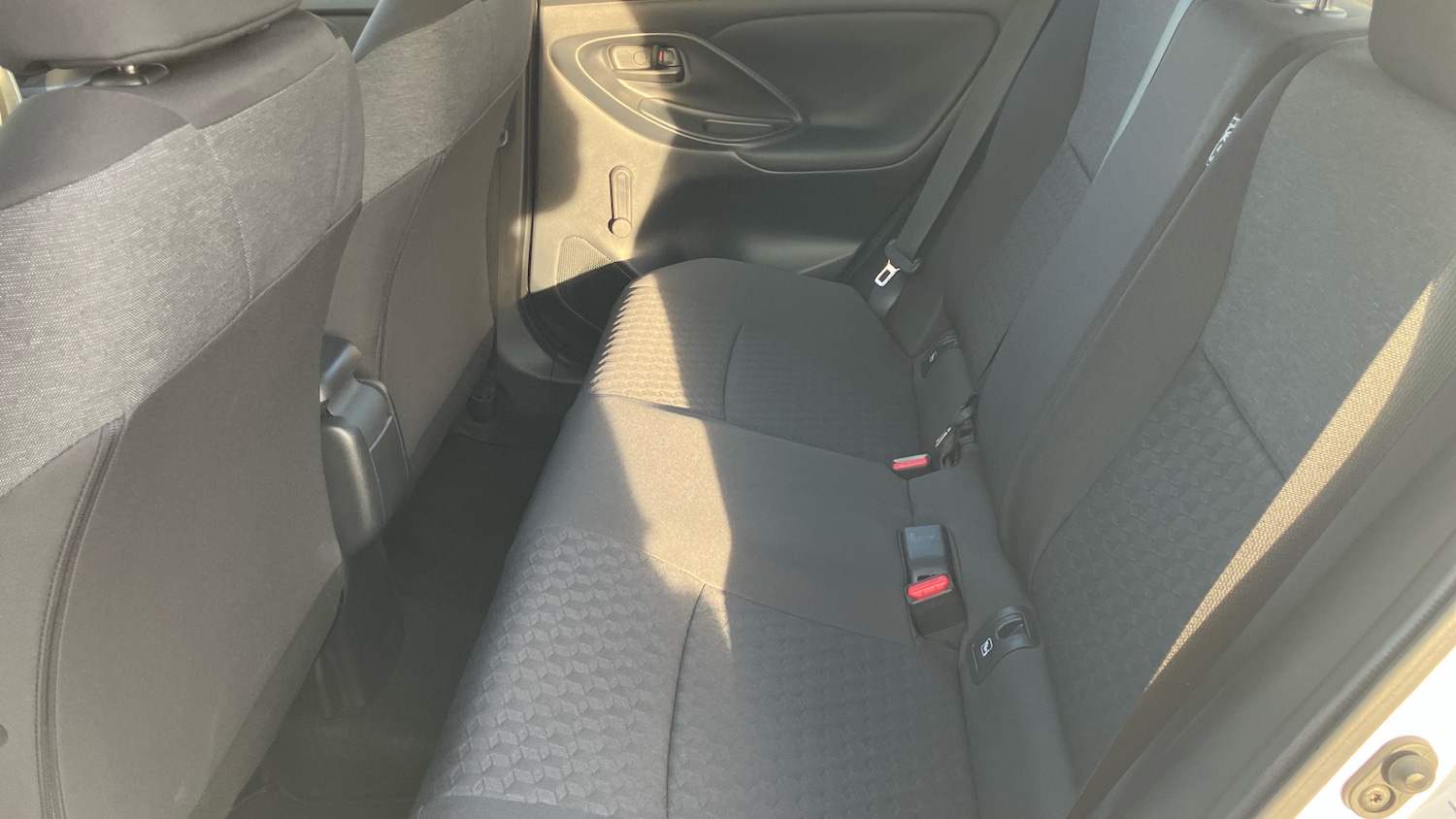 Used Toyota Yaris 2024 for sale - 77300298: Photo 13