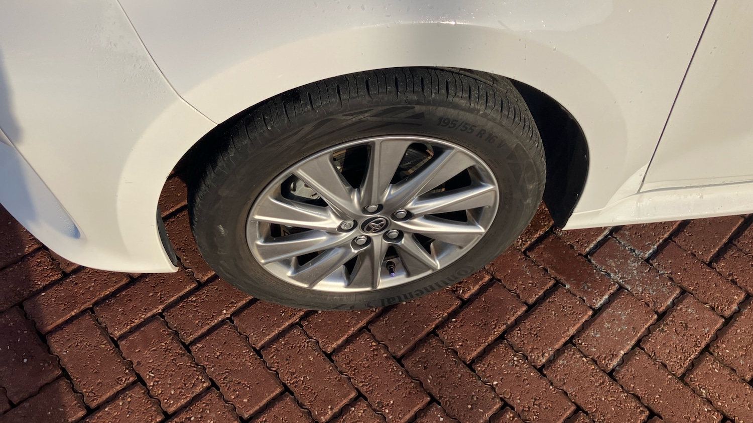 Used Toyota Yaris 2024 for sale - 77300298: Photo 29