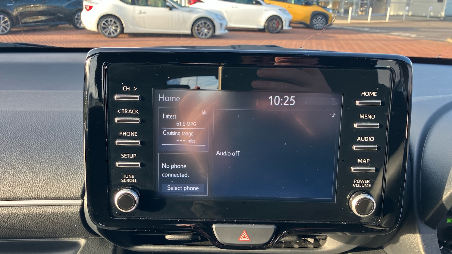 Used Toyota Yaris 2024 for sale - 77300298: Photo 7