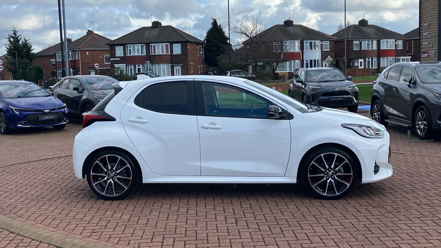 Used Toyota Yaris 2024 for sale - 77915382: Photo 16