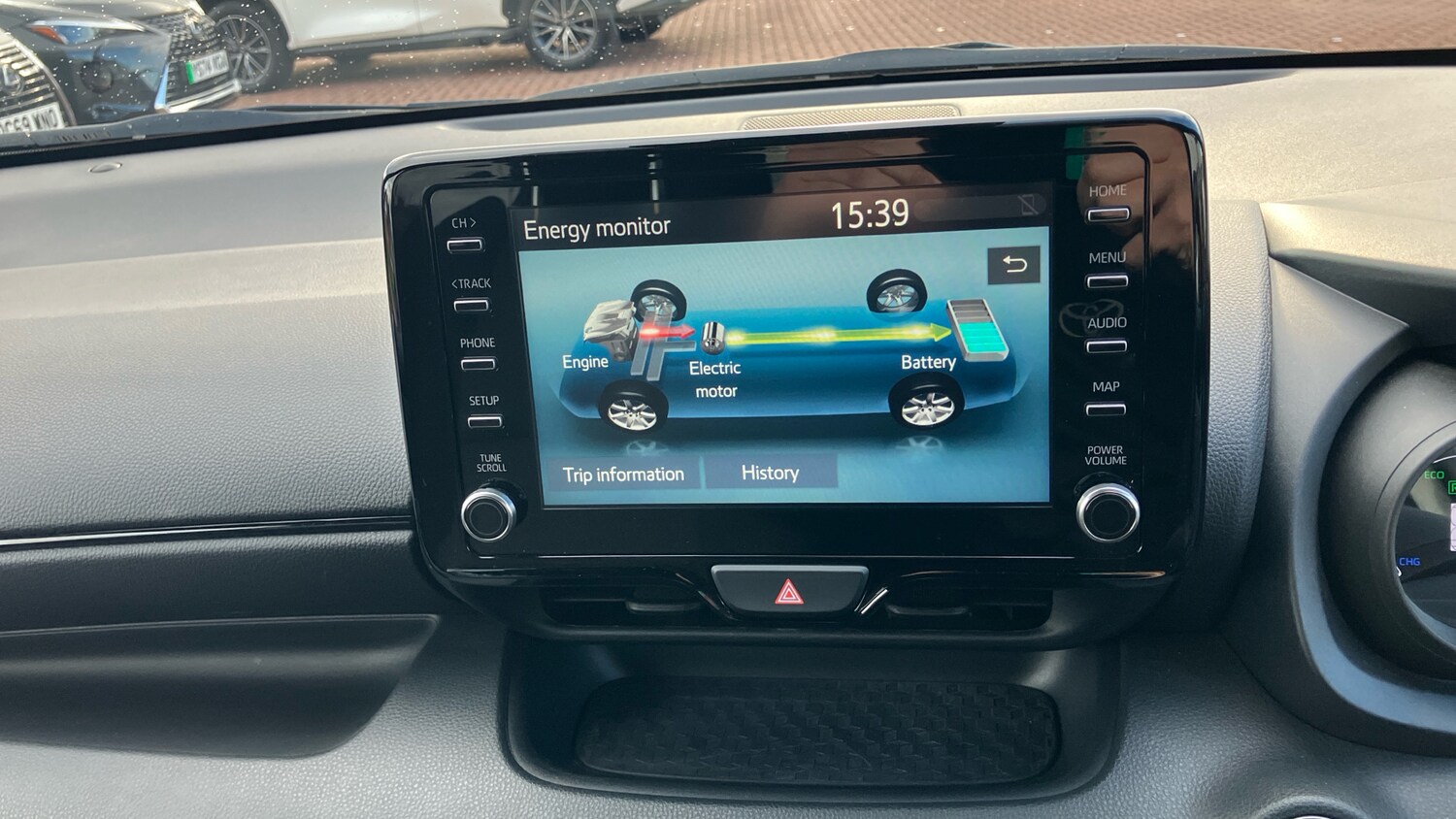 Used Toyota Yaris 2024 for sale - 77915382: Photo 24