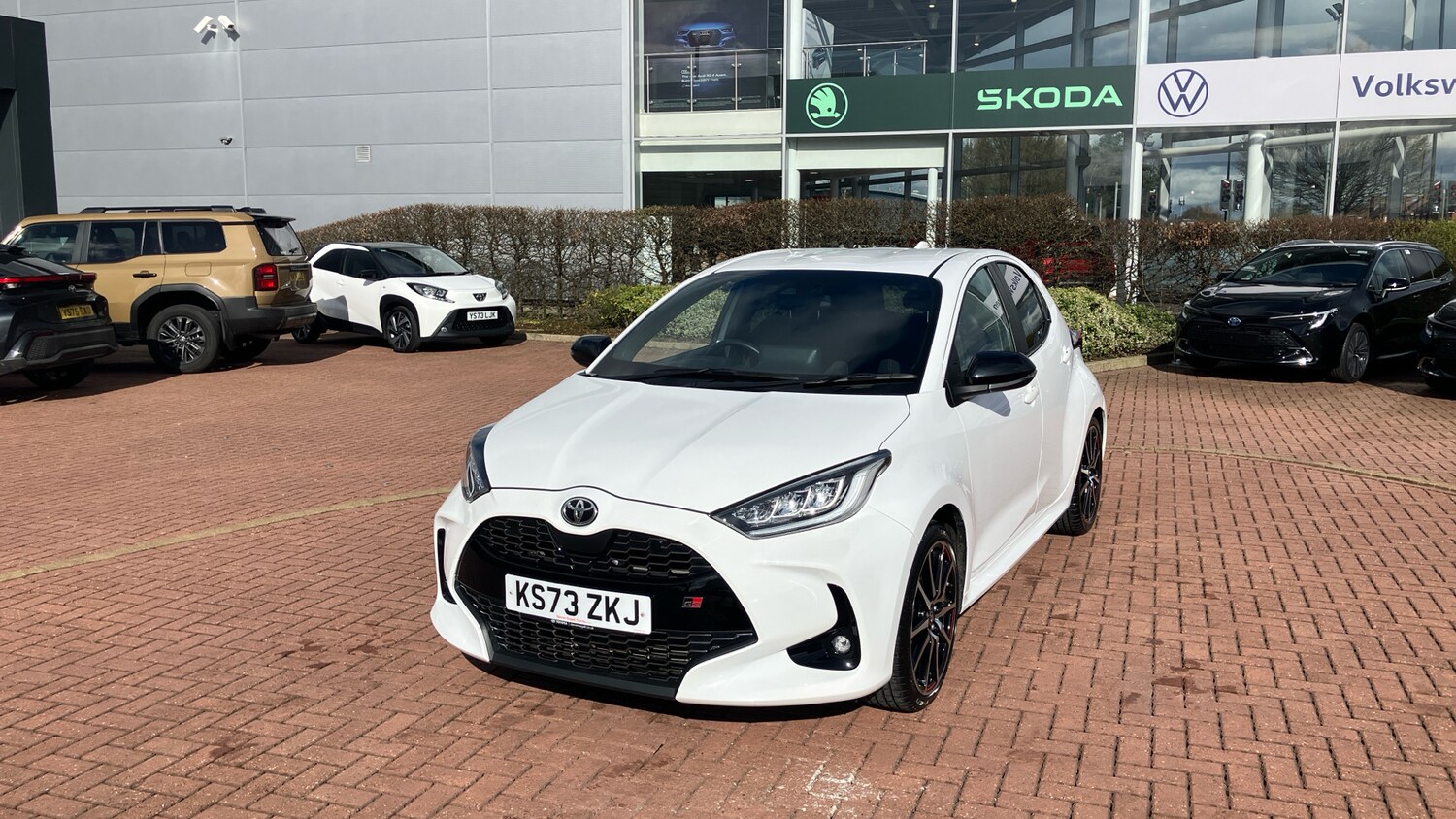 Used Toyota Yaris 2024 for sale - 77915382: Photo 30