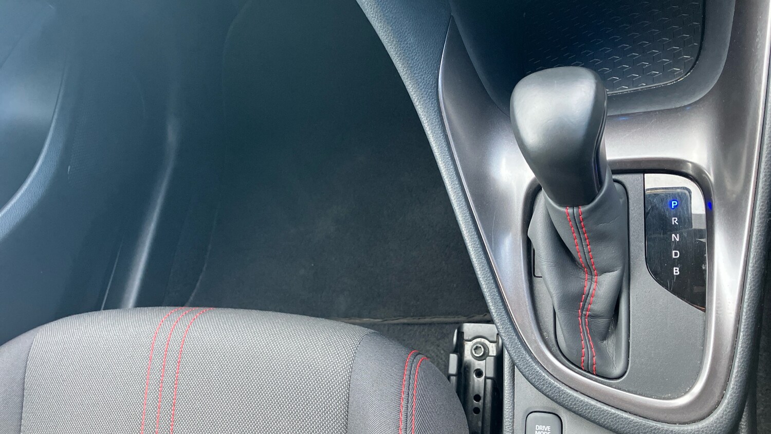 Used Toyota Yaris 2024 for sale - 77915382: Photo 36