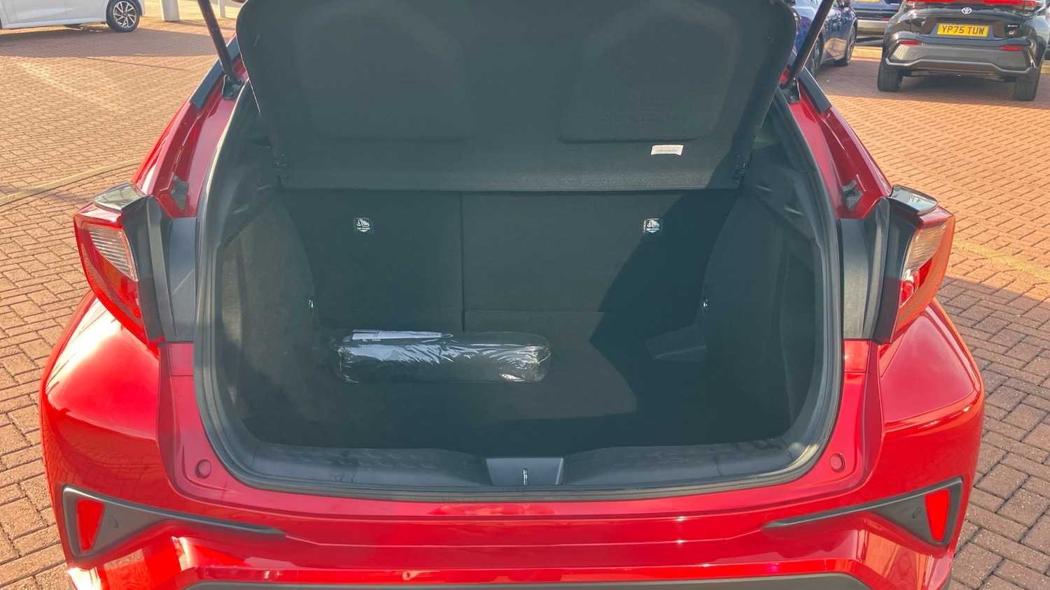 Used Toyota C-HR 2021 for sale - 78136502: Photo 14