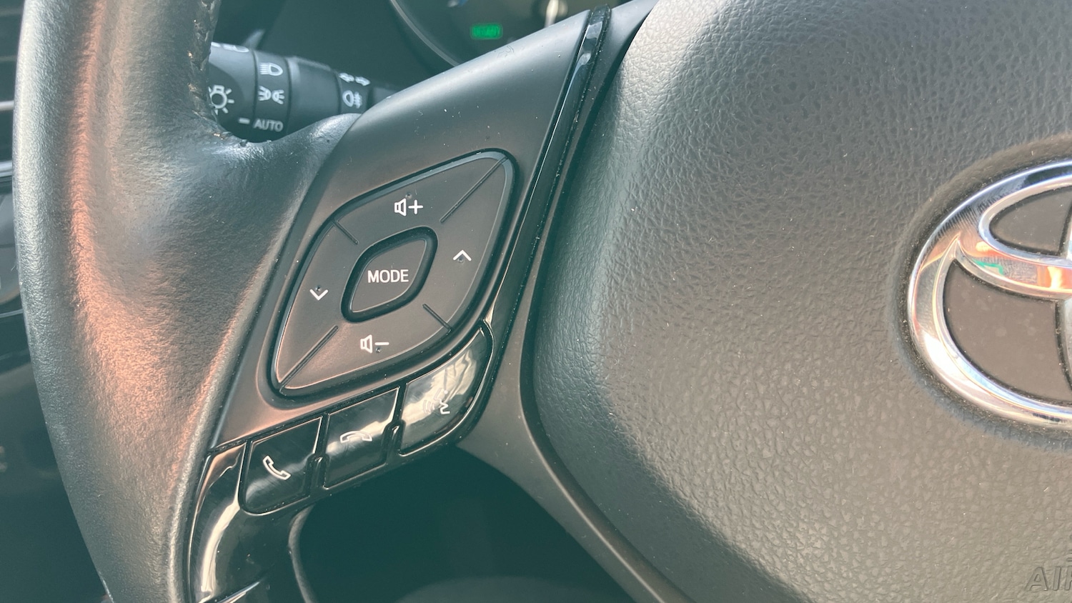 Used Toyota C-HR 2021 for sale - 78136502: Photo 33