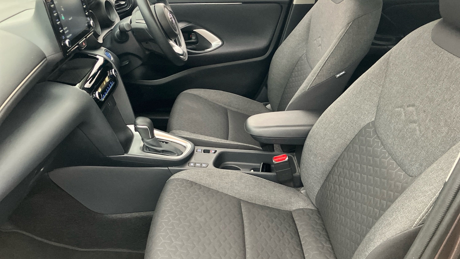 Used Toyota Yaris Cross 2023 for sale - 76979689: Photo 10