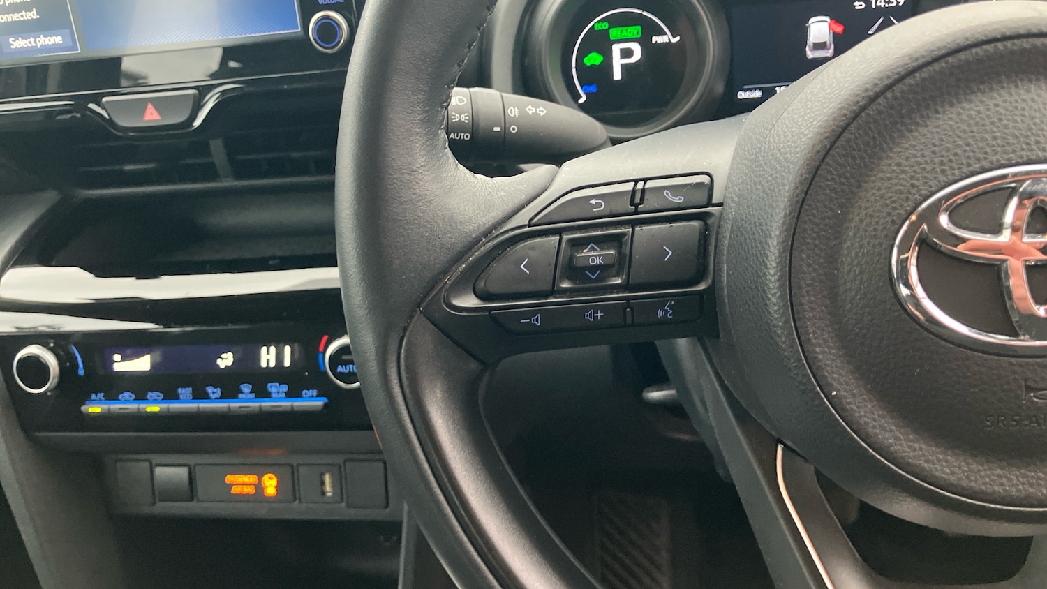 Used Toyota Yaris Cross 2023 for sale - 76979689: Photo 38