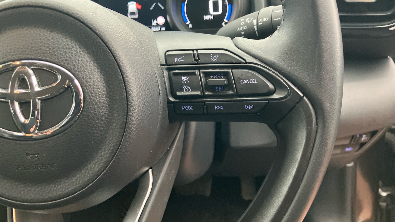 Used Toyota Yaris Cross 2023 for sale - 76979689: Photo 39