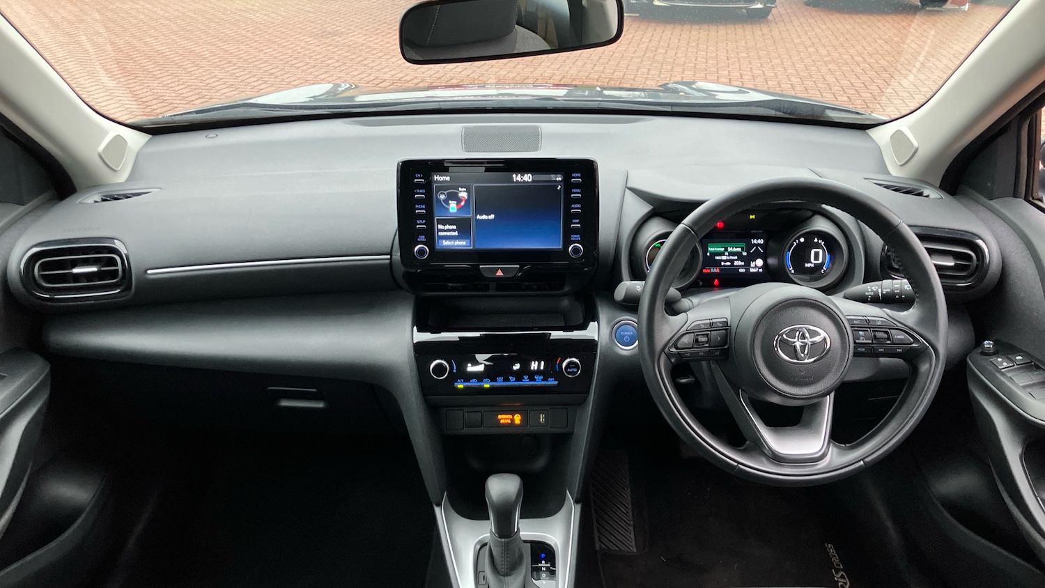 Used Toyota Yaris Cross 2023 for sale - 76979689: Photo 5